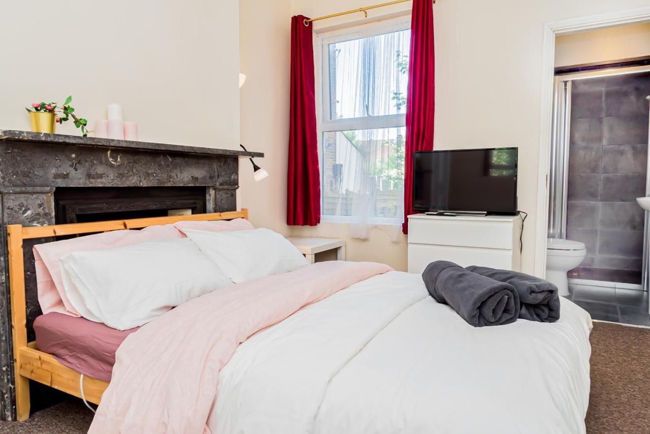 Shirley House 1, Guest House, Self Catering, Self Check In With Smart Locks, Use Of Fully Equipped Kitchen, Walking Distance To Southampton Central, Excellent Transport Links, Ideal For Longer Stays Kültér fotó