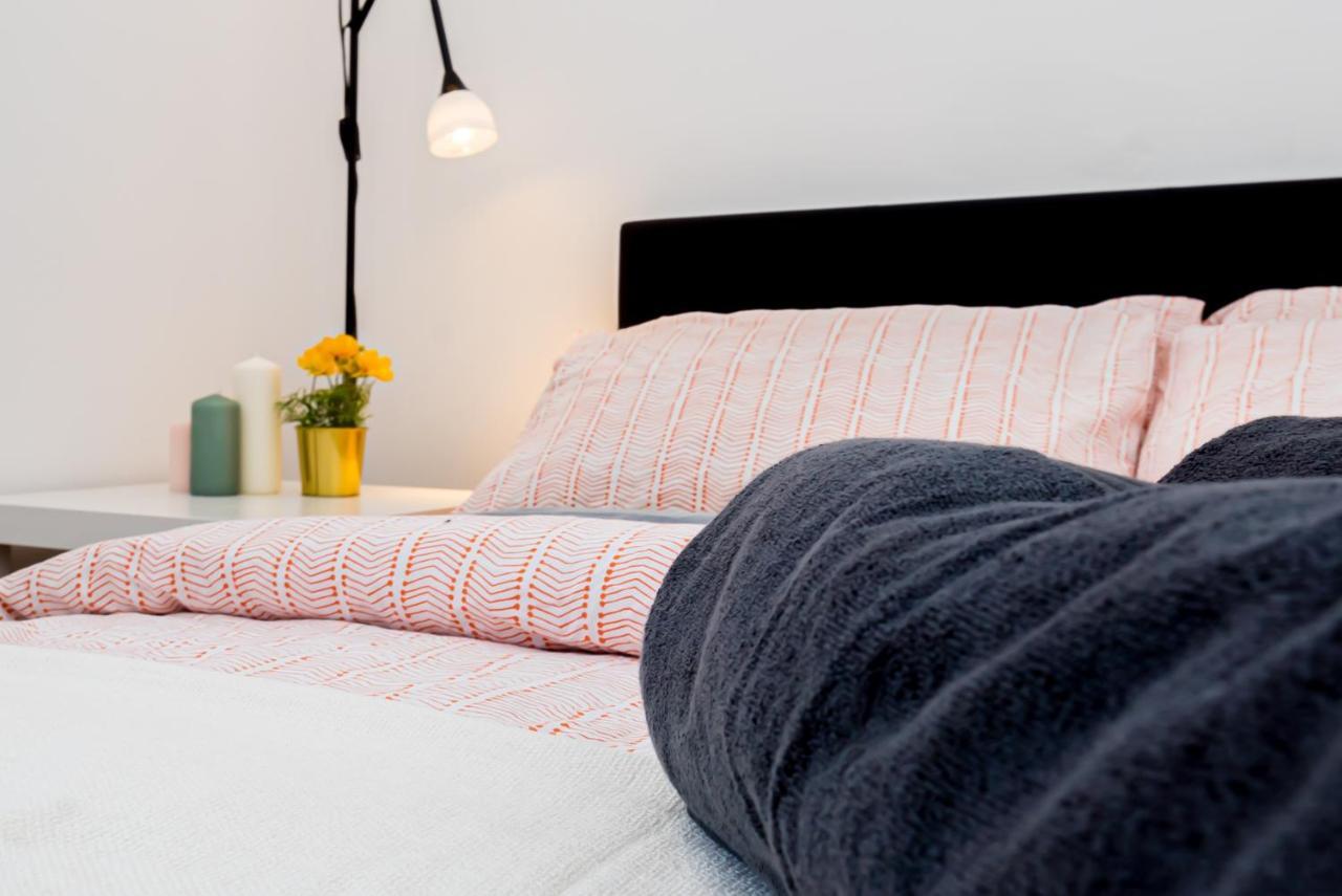 Shirley House 1, Guest House, Self Catering, Self Check In With Smart Locks, Use Of Fully Equipped Kitchen, Walking Distance To Southampton Central, Excellent Transport Links, Ideal For Longer Stays Kültér fotó